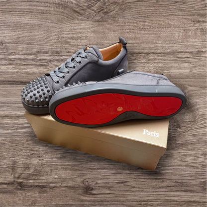 „Christian Louboutin“