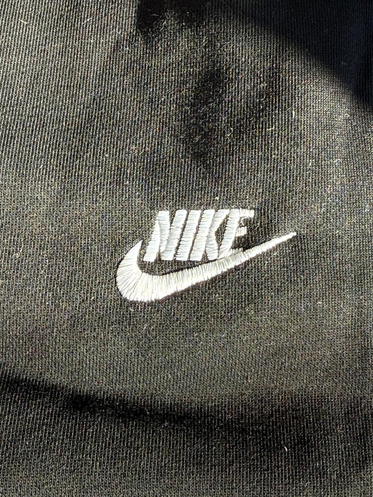 "NIKE SWEATPANTS"