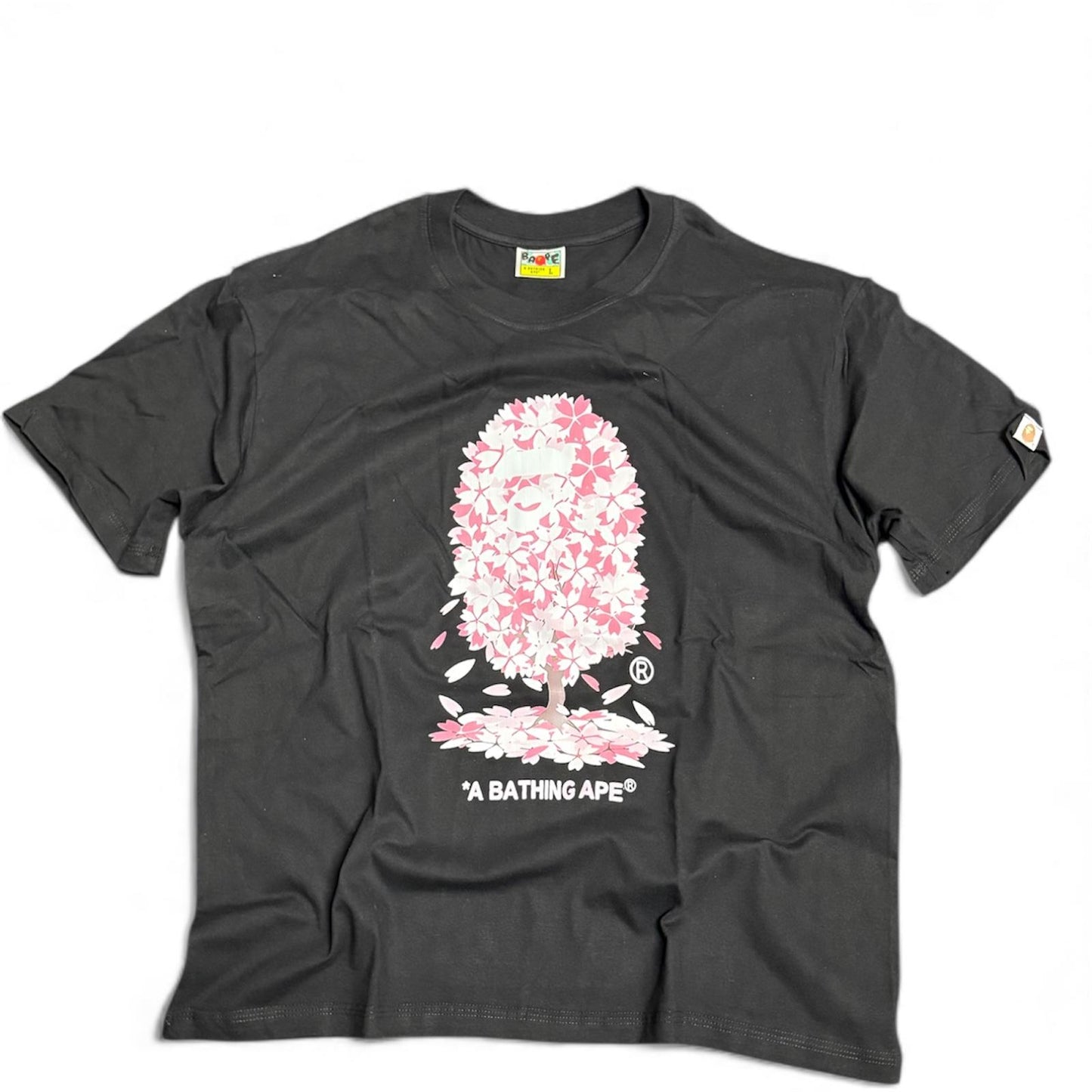 "A bathing ape" t-shirt